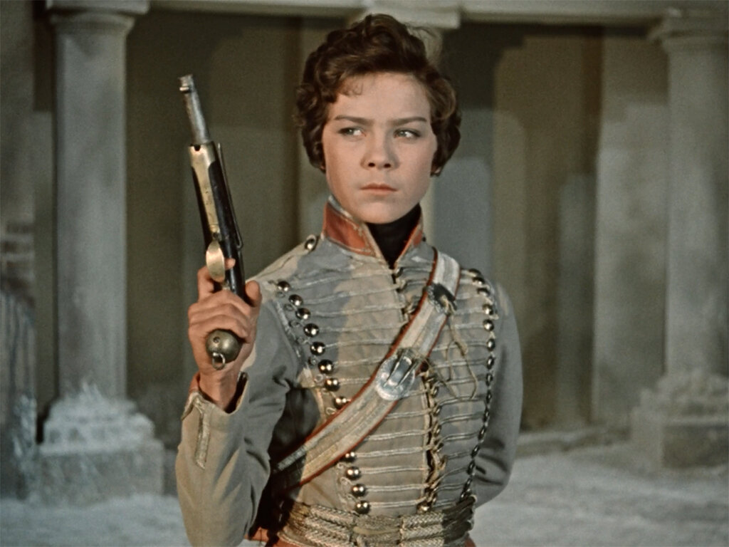 Лариса Голубкина