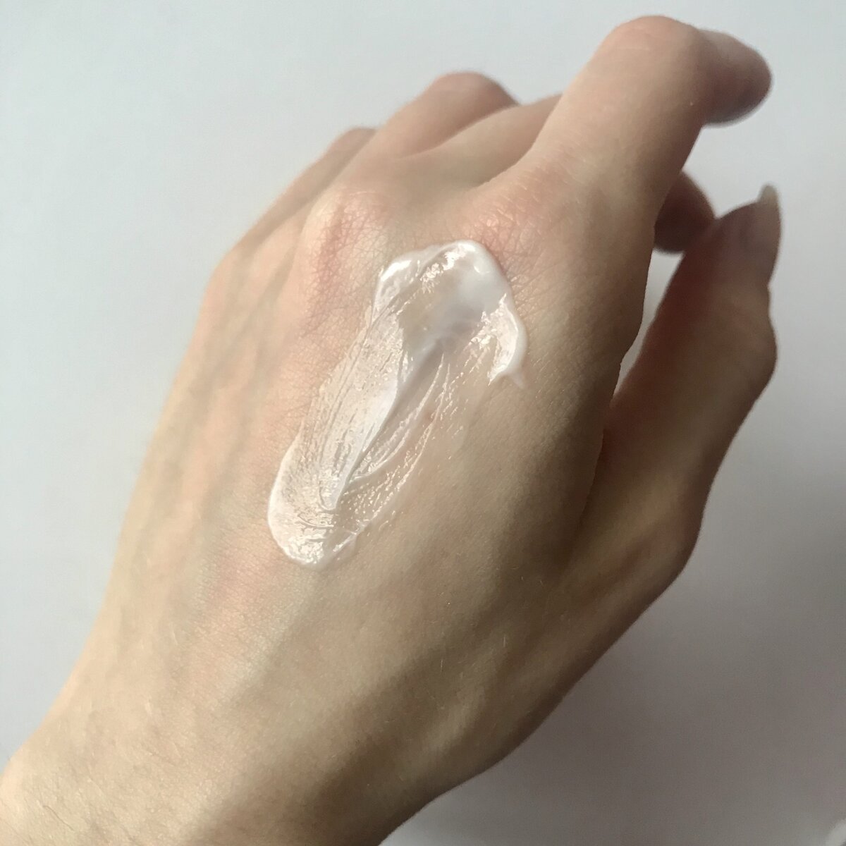 Крем DON`T TOUCH MY MOISTURIZER с нежнейшей текстурой и маслом жожоба на 3 позиции в составе