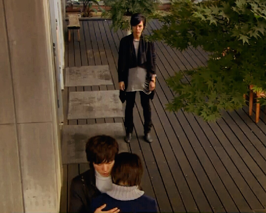 Кадр из сериала "Ты прекрасен", в главных ролях - Чан Гынсок, Пак Шинхе, Чхве Ёнхва, Ли Хонки .