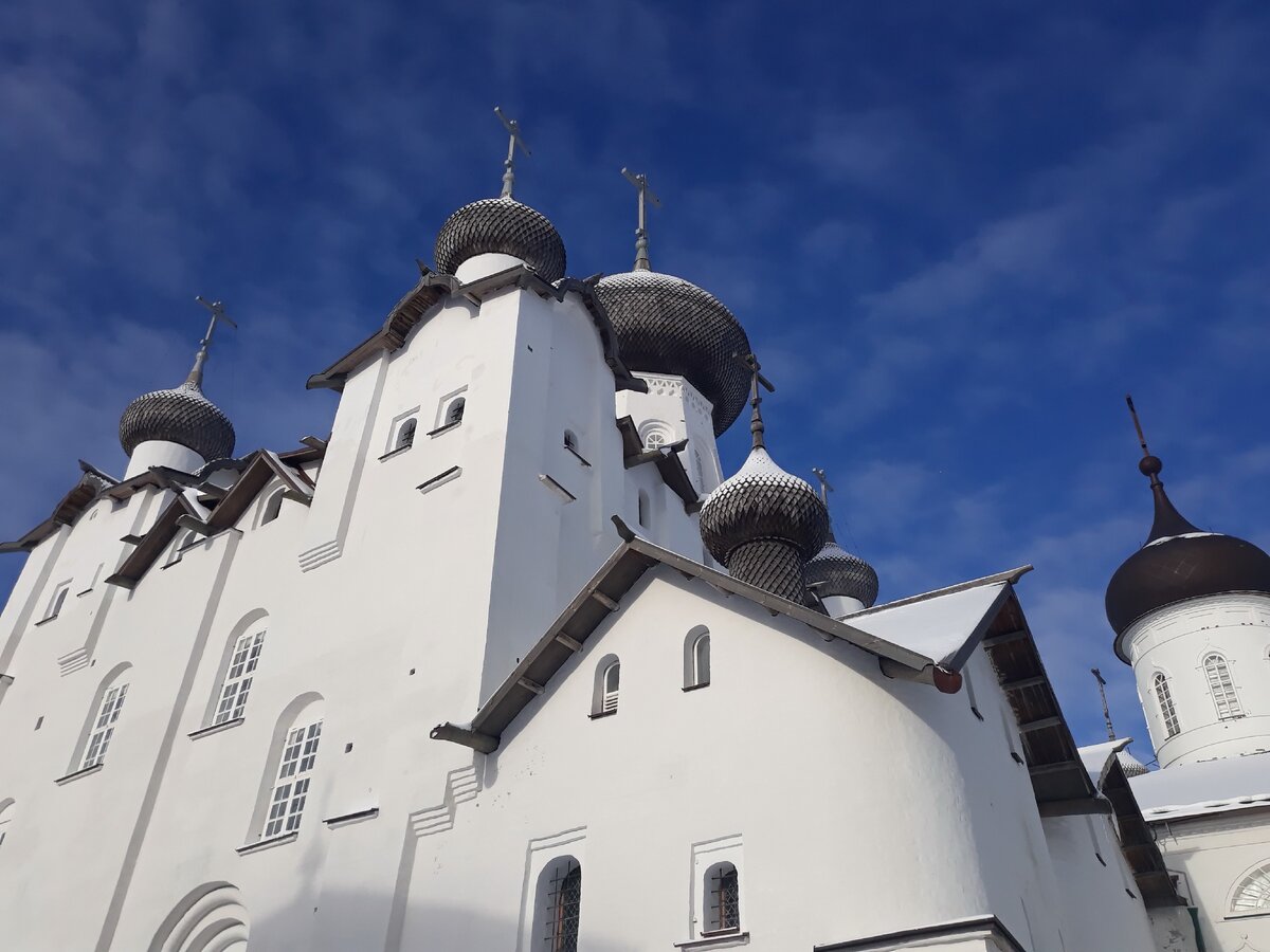 Спасо-Преображенский Собор - главная доминанта Соловецкого монастыря. Фото Калатур Марии
