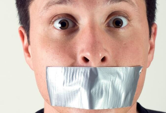 Фотография из бескрайних свободных источников интернета. Надеюсь, человека не пытают...