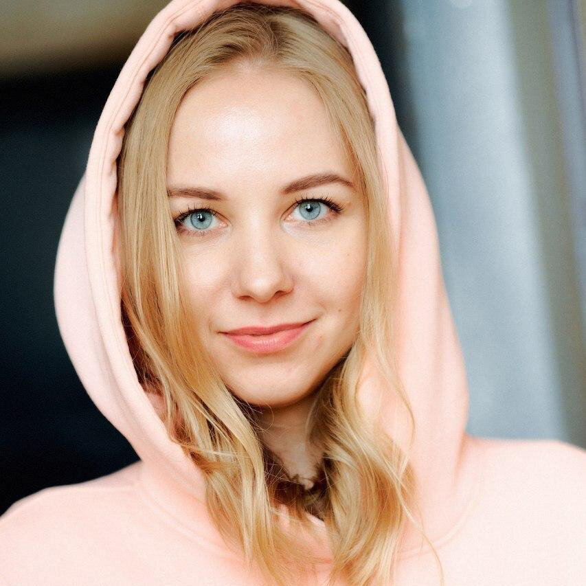 Настя Тарасова