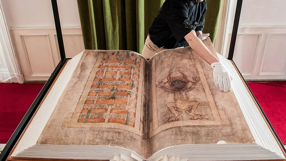 Сатанинская библия, альтернативная история