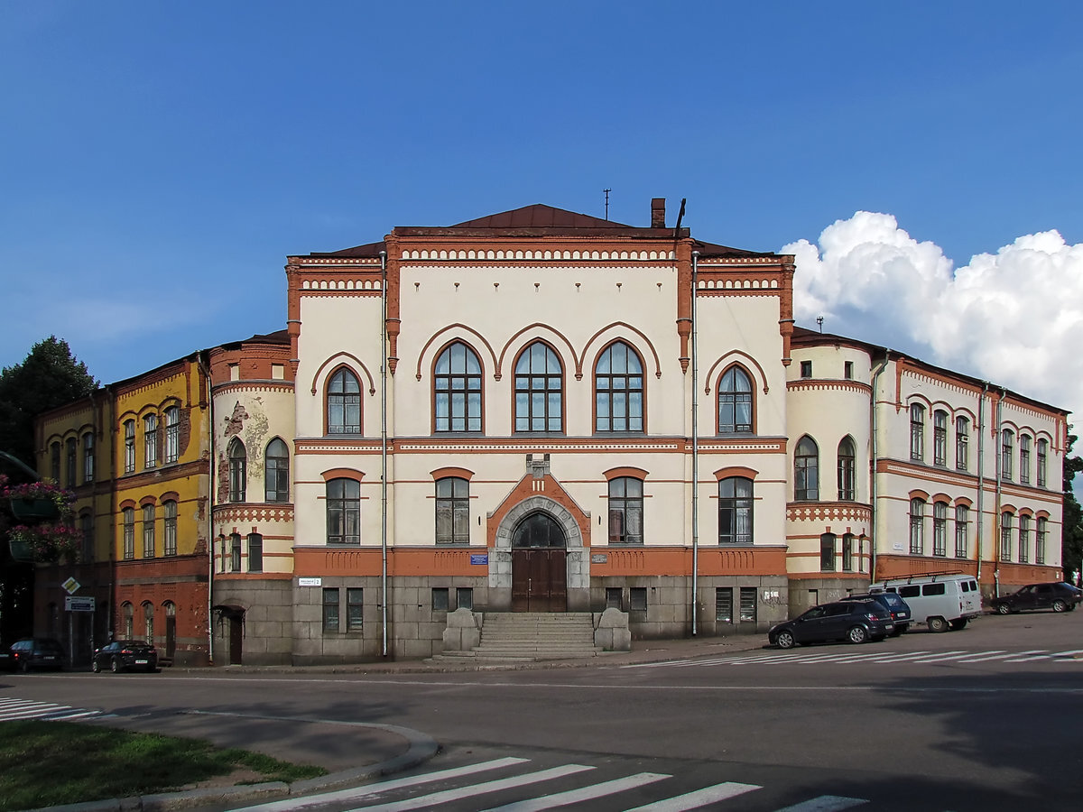 Выборг 2. Финская женская гимназия (Выборг). Школьная площадь Выборг. Школьная площадь 2 Выборг. Александровский колледж Выборг.