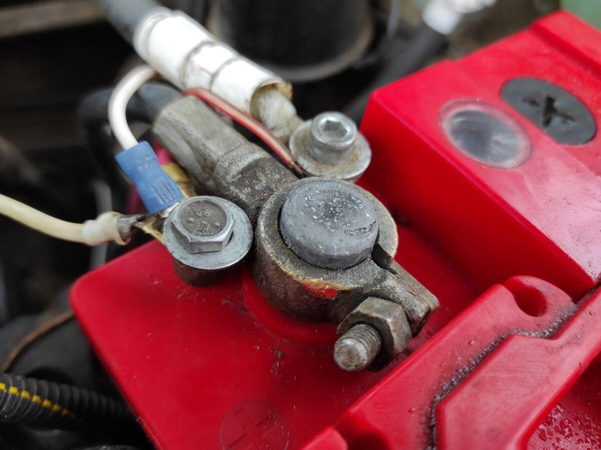 Клемма, которую зачищал