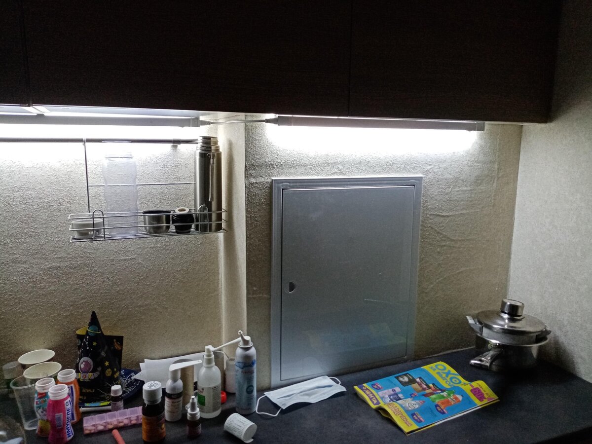 Самые обычные, недорогие лампы.