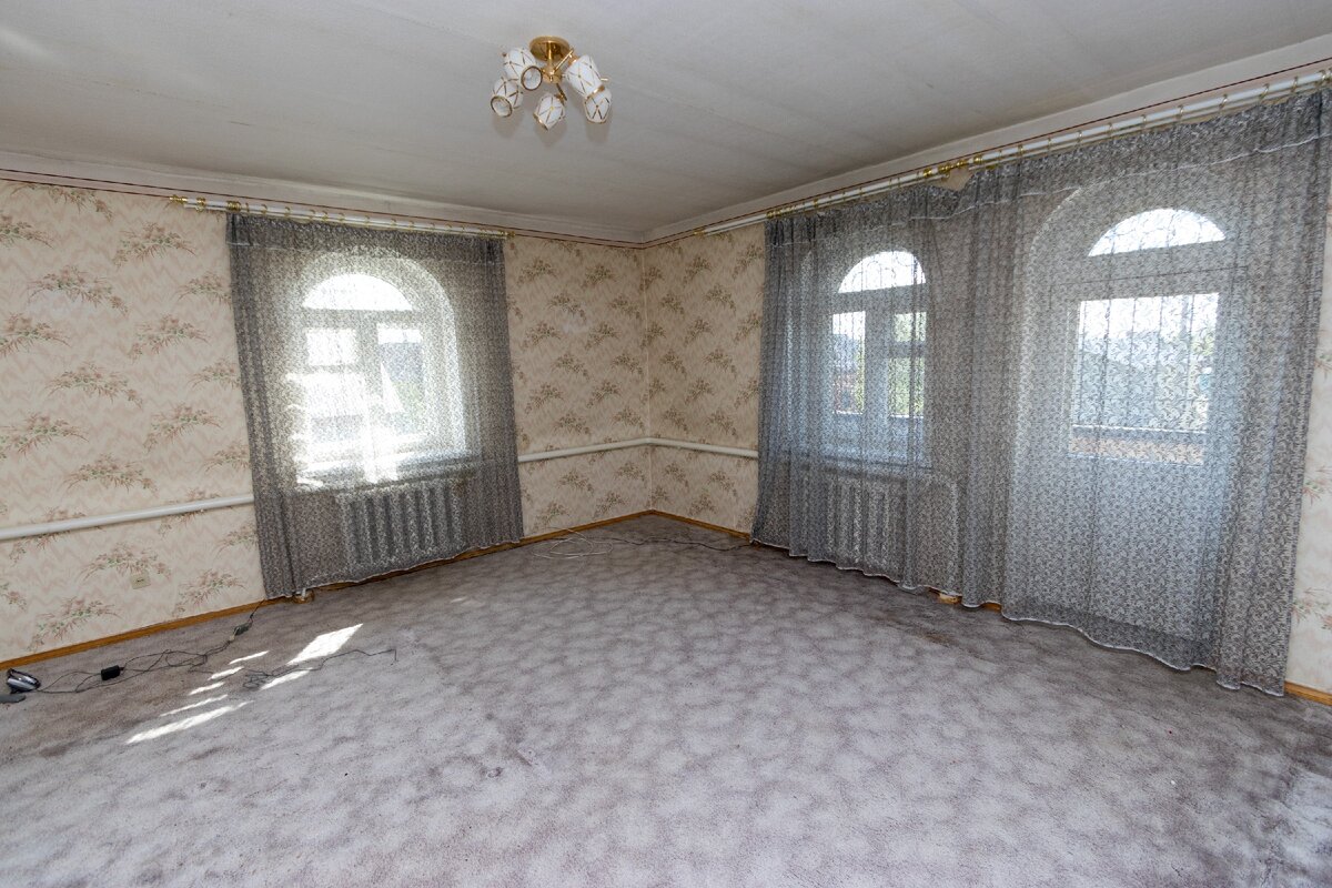 Одна из комнат в нашем доме 