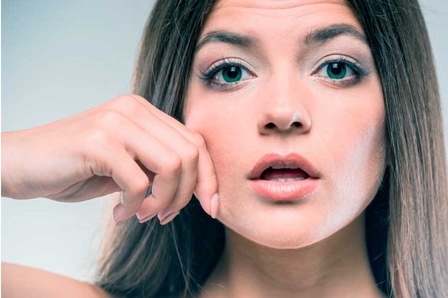 Не забывайте дышать и держать рот открытым. // aleks-beauty.ru