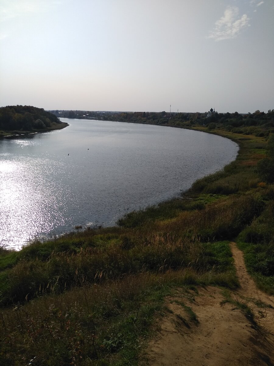 Шикарные виды - вот ради чего сюда стоит заехать.