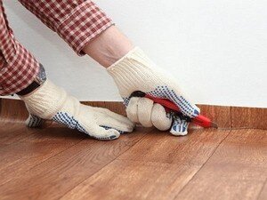 Подрезка по стене