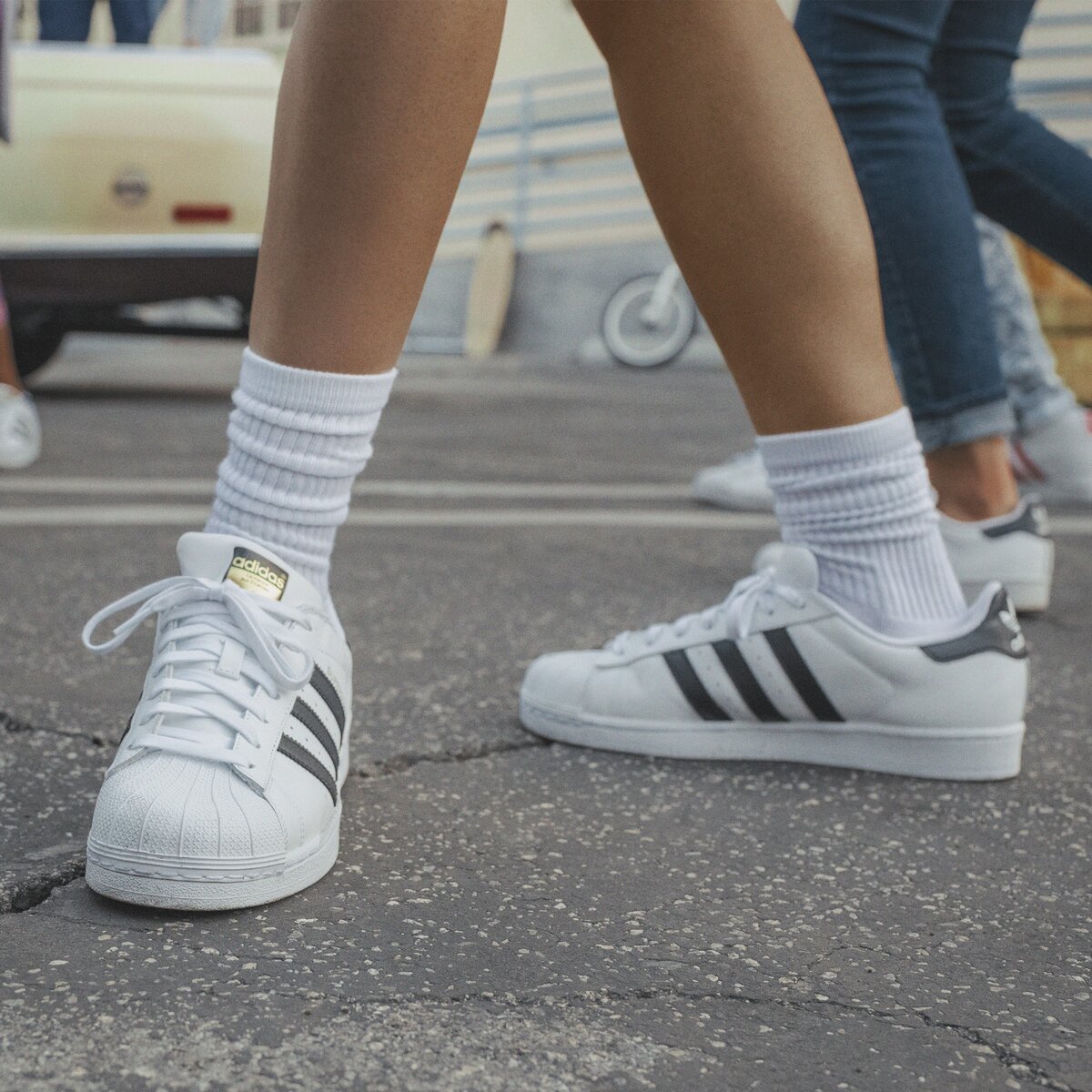 Adidas Superstar на ноге