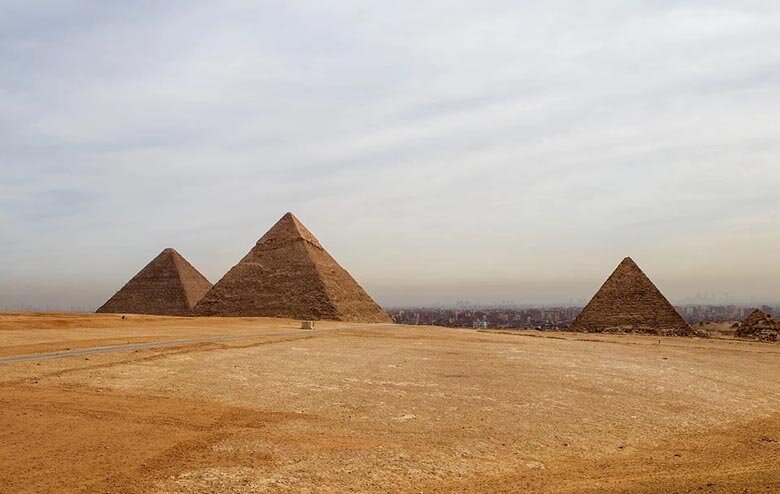 Египетские пирамиды в Гизе