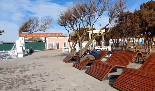 Центральная набережная пгт. Николаевка