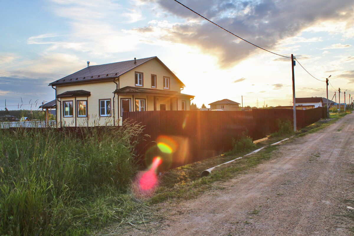 Бум на загородное жилье в России – построить дом и забыть про пандемию