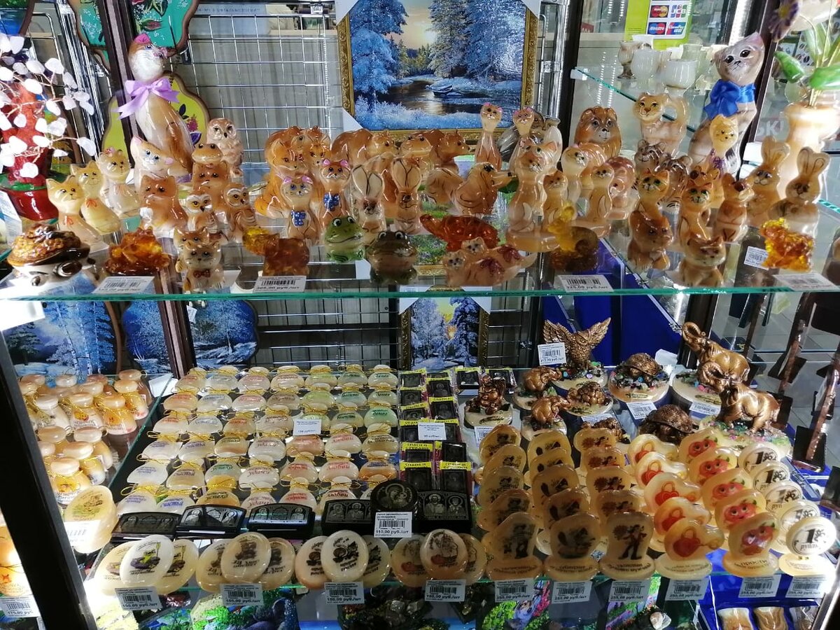 Селенит. Один из самых приятных и популярных минералов