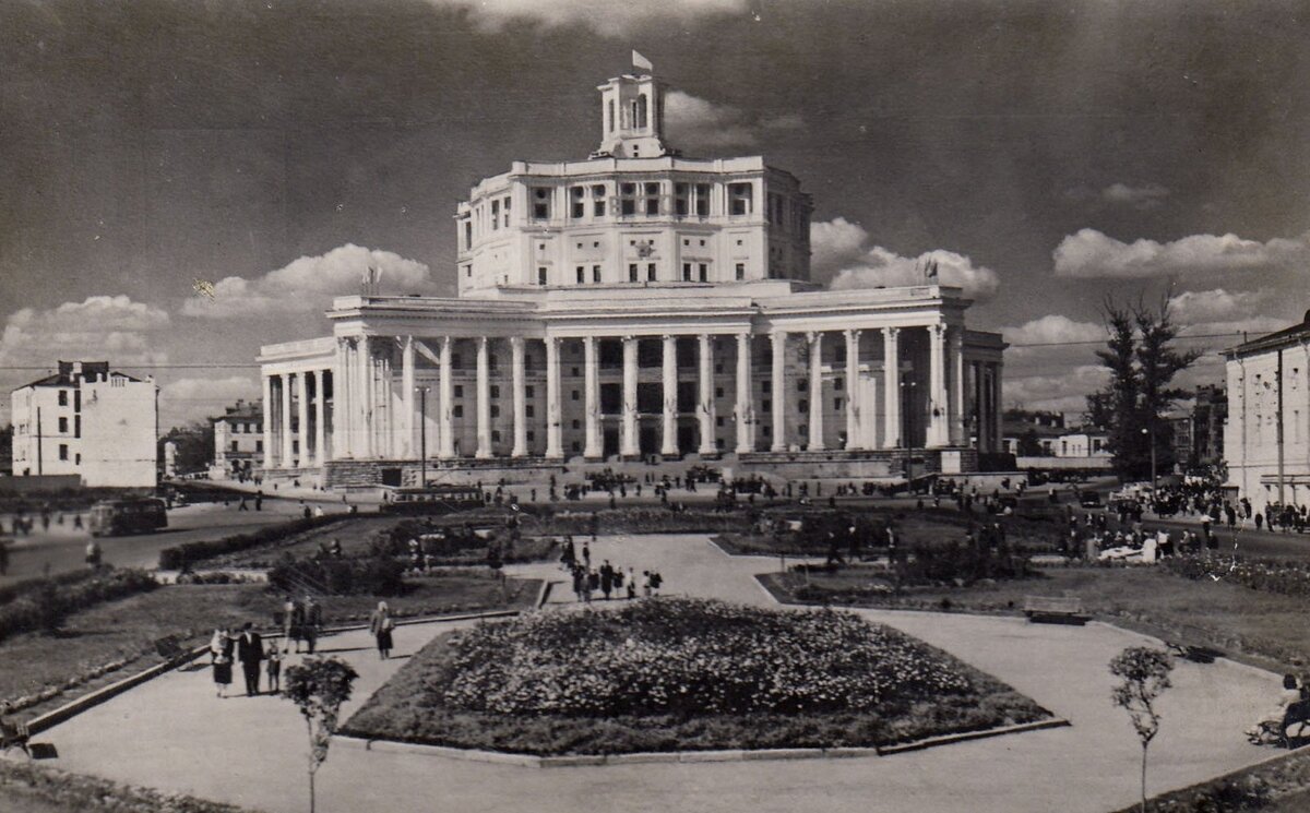 Центральный Академический театр красной армии (1930 г.)