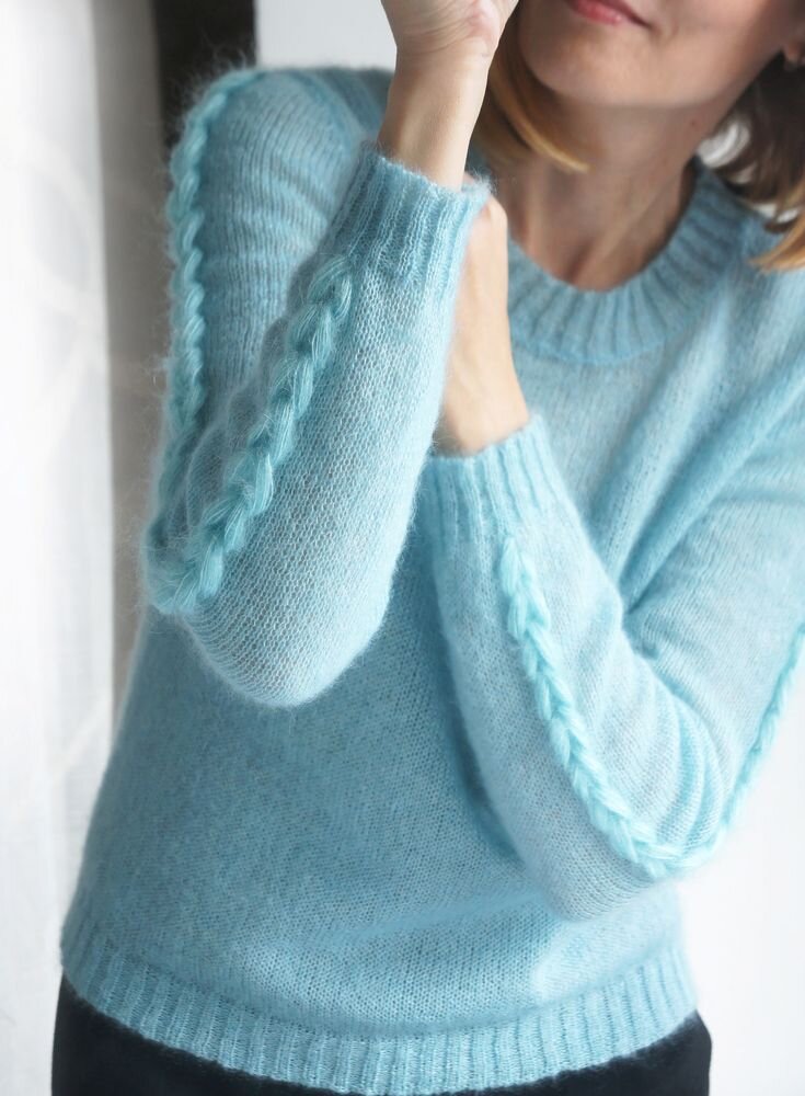 Источник: Ярмарка мастеров. Нежнейший рукав и замечательная кофточка.