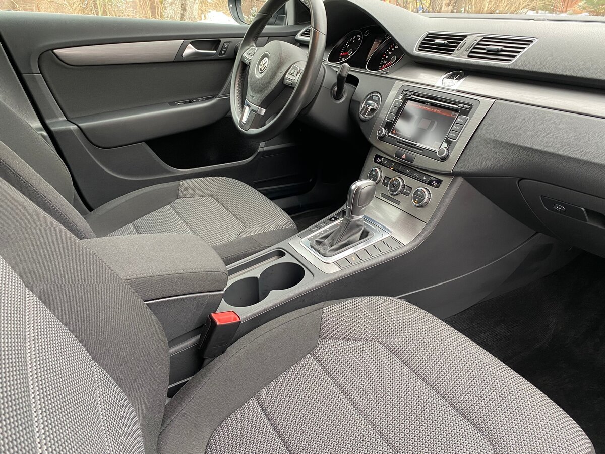 Салон VW Passat b7