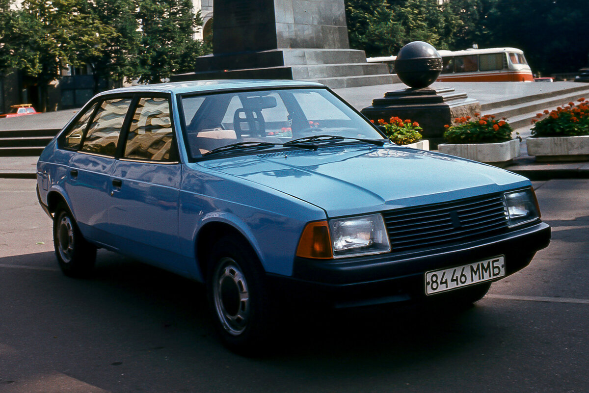   АЗЛК-2141 или Москвич Алеко
