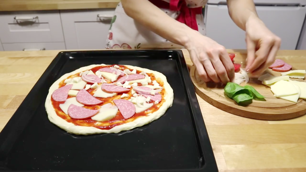 Пицца в духовке - рецепты с фото на пластиковыеокнавтольятти.рф ( рецептов пиццы в духовке)
