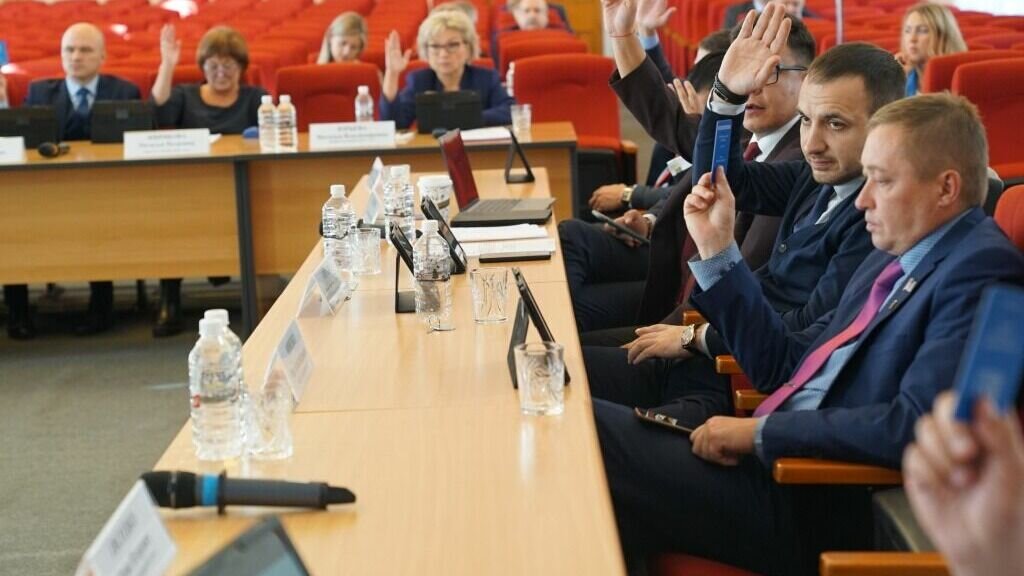    Депутаты Хабаровской городской думы поддержали ходатайство Дальневосточного государственного медицинского университета об установлении мемориальной доски в память об этом выдающемся человеке.