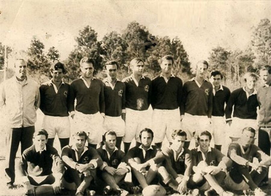 Любительская команда по регби Old Christians. 