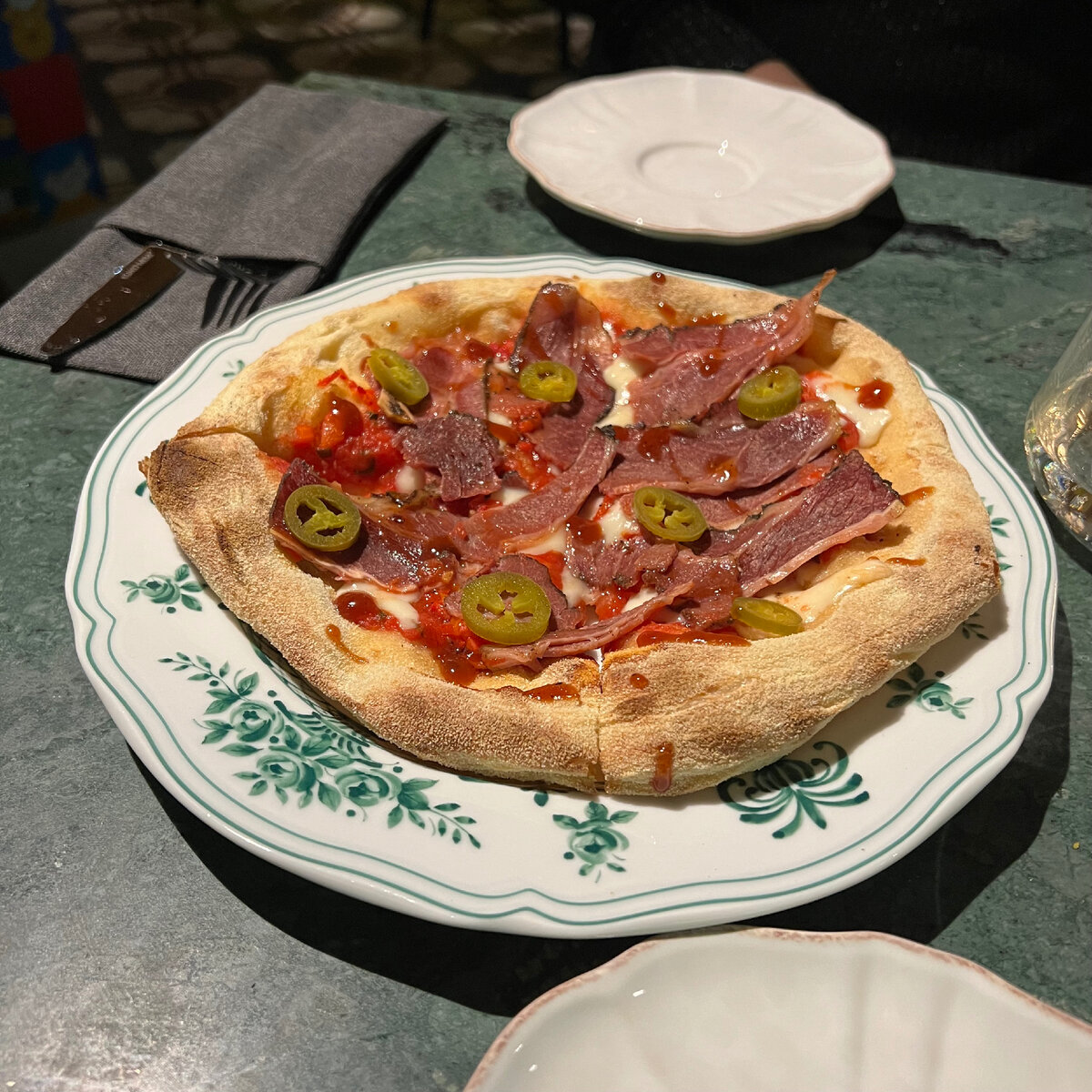 Пицца миа герцена 63. Pizza mia логотип. Еду миа. Комплект бургеров. Еду миа.