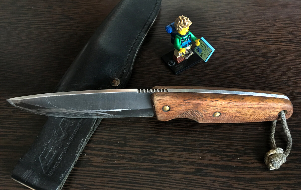 Темляк сделал сам, и он оказался очень удобной вещью