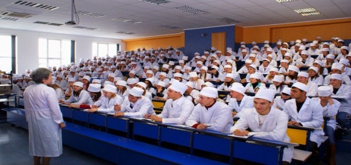 УМСА, третья часть знакомства с Україною.