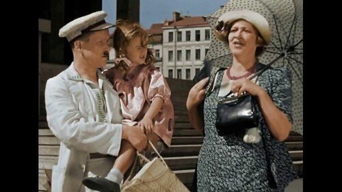 Кадр из кинофильма "Подкидыш"