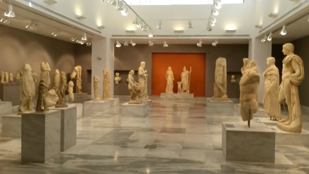 Да, в Ираклионе есть потрясающий археологический музей