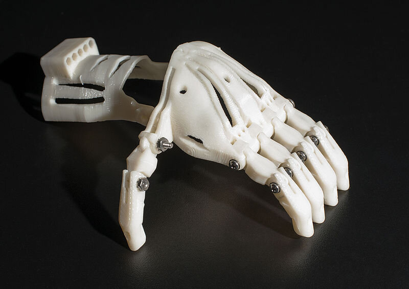 Создание протезов. Протез на 3д принтере. 3d Printed prosthetic hand. 3д Принтинг протезов. Экзопротезы 3д принтера.