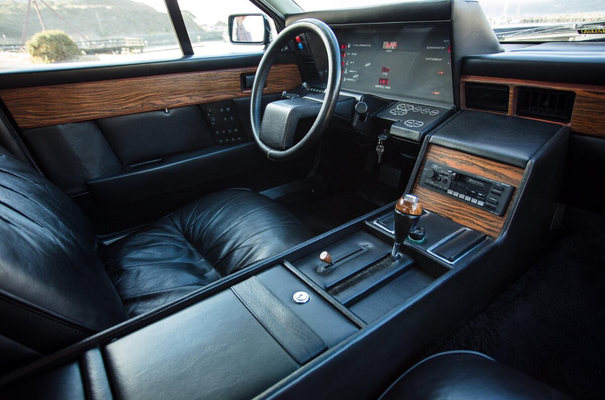 Aston Martin Lagonda универсал