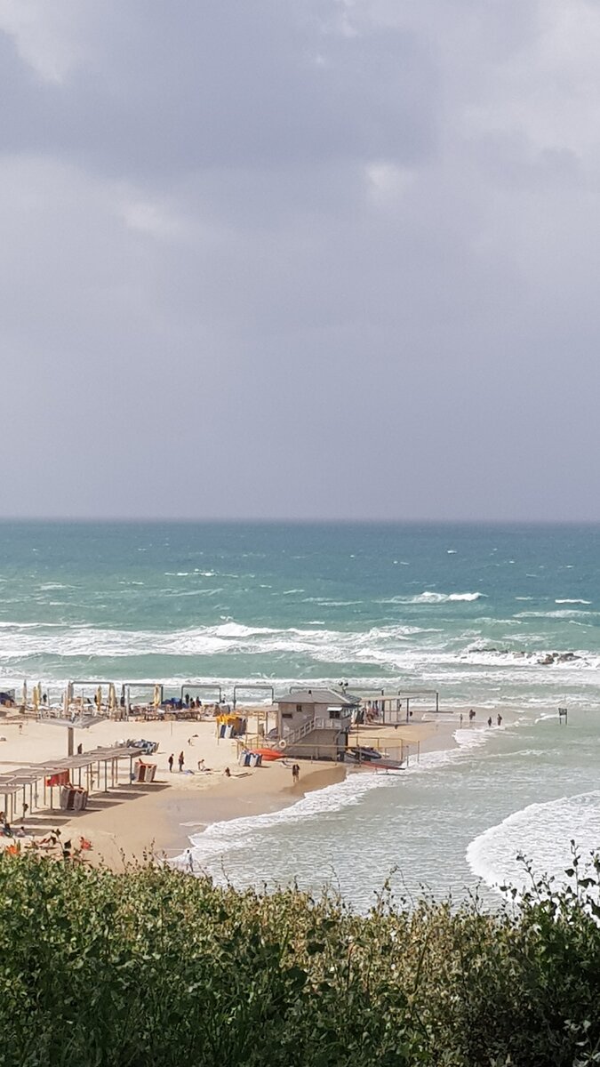 Центральный пляж - Сиронит. Нетания. Израиль