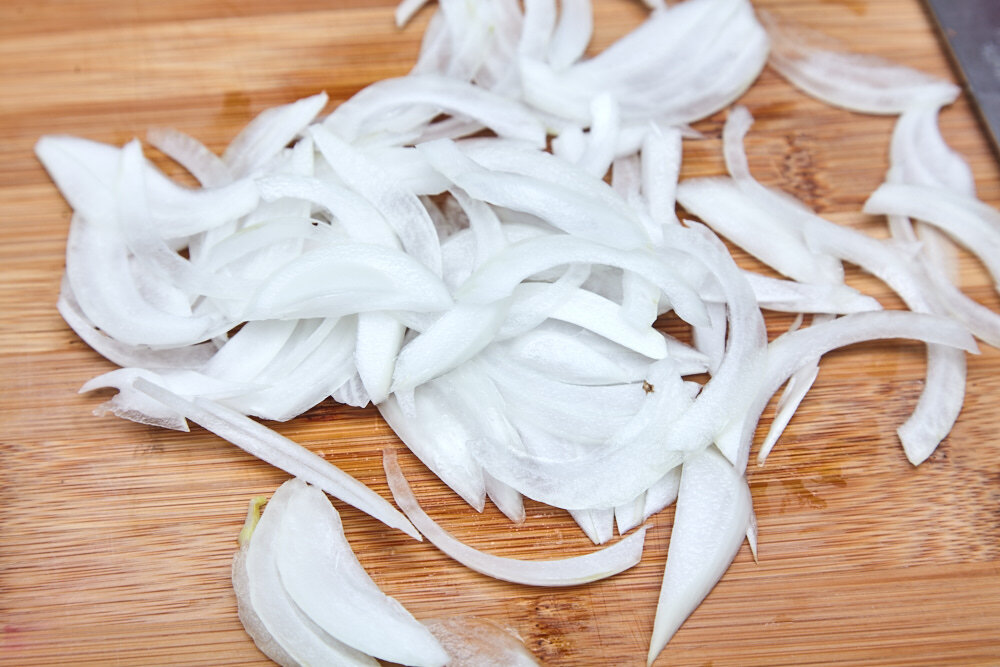 Лук перьями