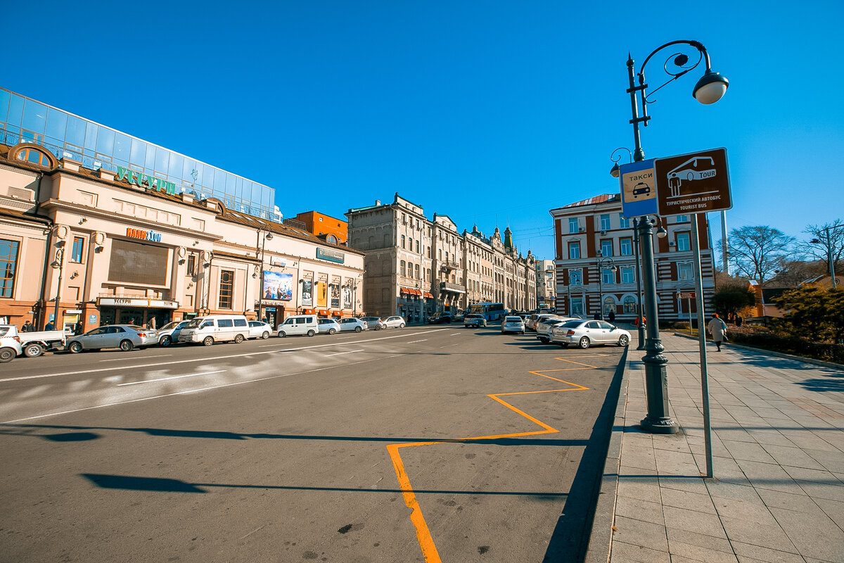 Старый дворик гума владивосток фото