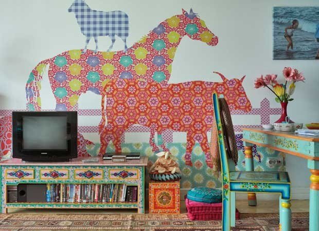 Китч пародирует безвкусные интерьеры прошлого