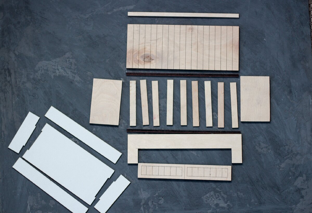 Вот такое количество деталей понадобилось для кровати