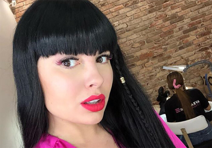 Нелли Ермолаева