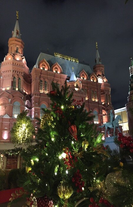 Книжный Дом "Москва" Фото А.Троилиной  18.12.19г.