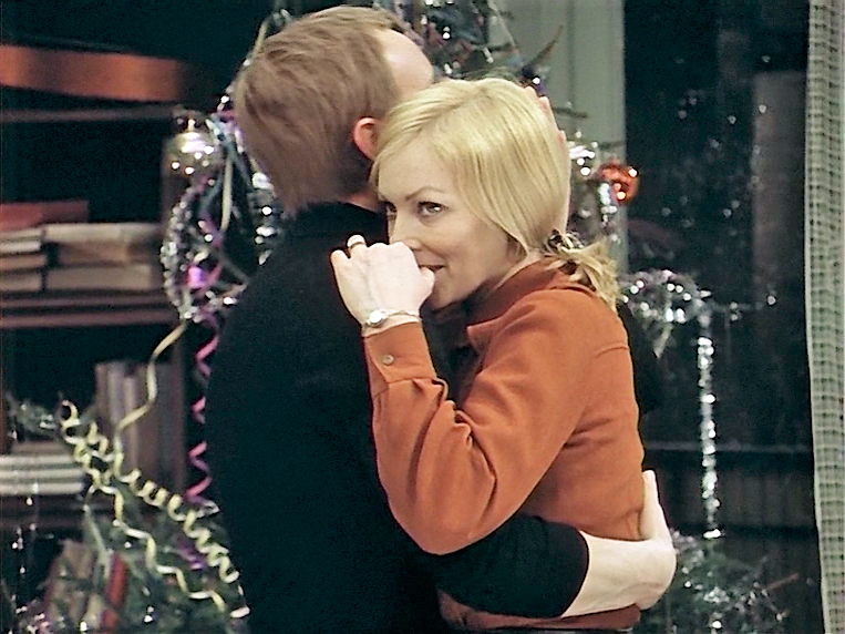 Кадр из фильма "Ирония судьбы или с лёгким паром". Реж. Эльдар Рязанов, 1975 г.