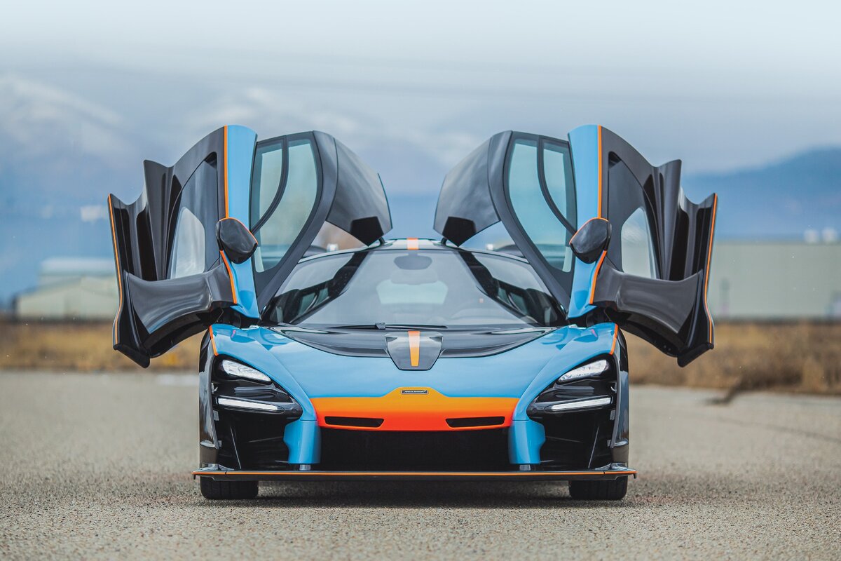 Машина MCLAREN Senna MCLAREN