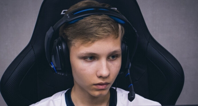 Игрок Natus Vincere Junior : m0NESY