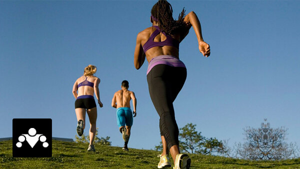 Две тренировки подряд. Занятие спортом. Пробежка. Заниматься спортом. Спортивные люди.