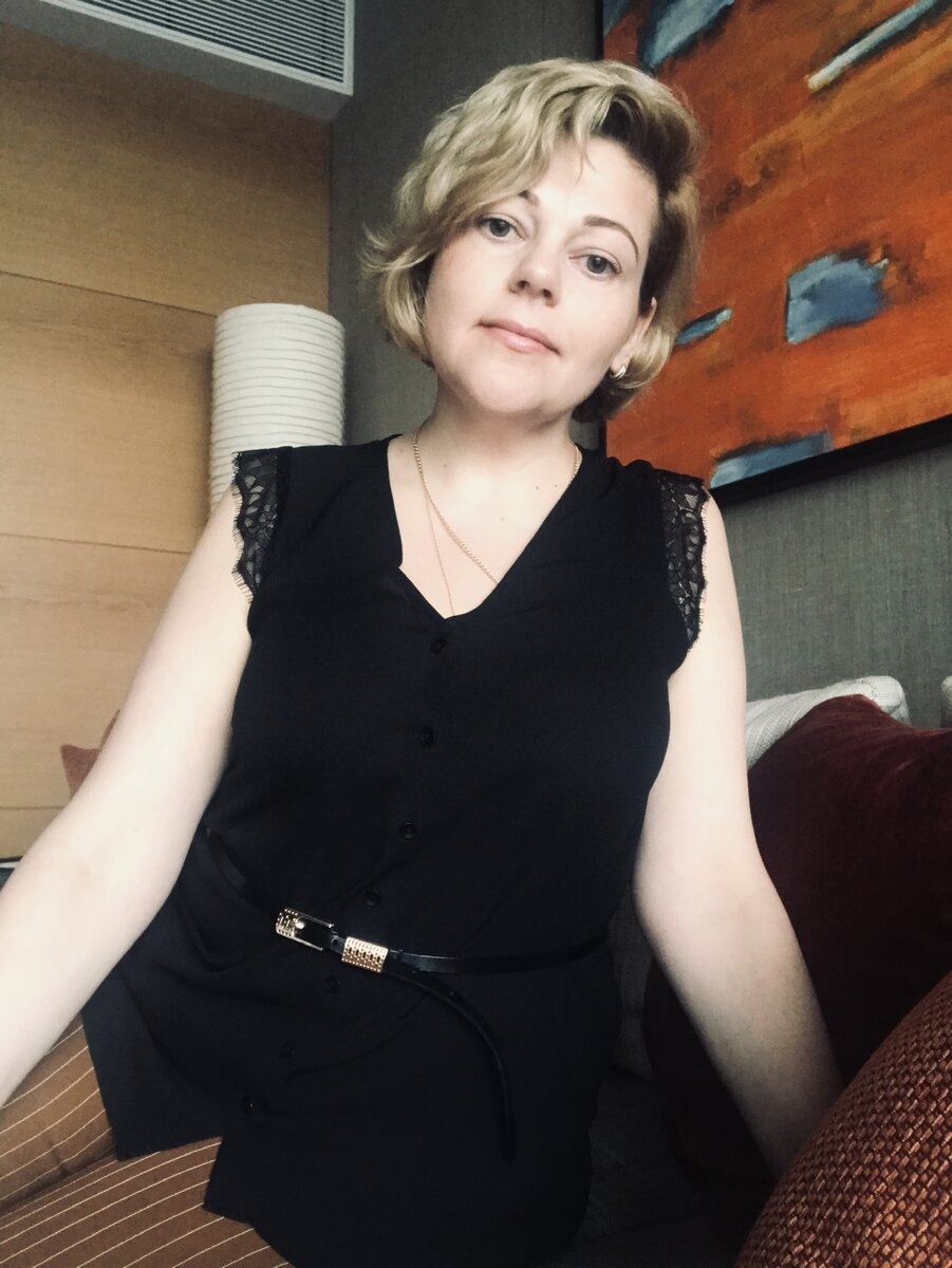 Поселилась в отель, не могла себя не сфоткать.