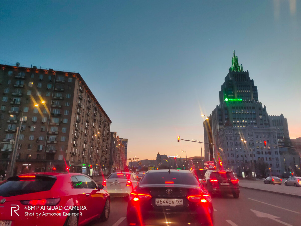 Вечернее Садовое кольцо между Маяковской и Цветным бульваром. Фото Артюхов Д.