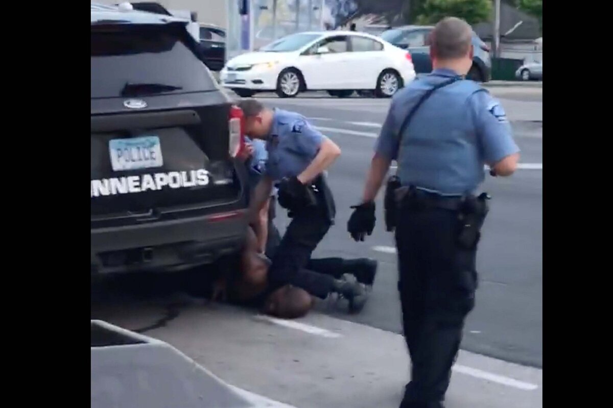 Силовой прием применённый по отношению к задержанному Джоржу Флойду.