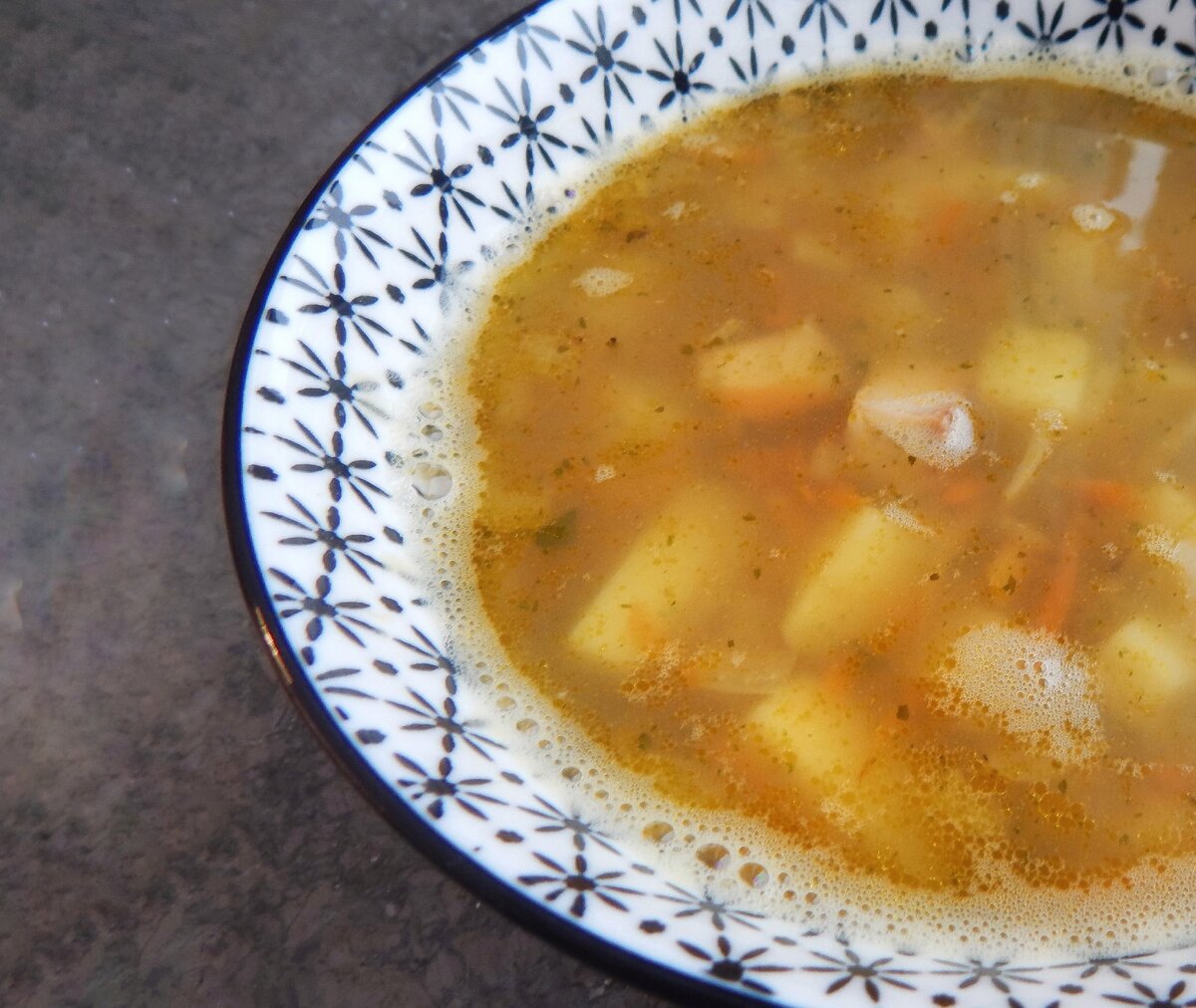 Как приготовить рецепт Гороховый суп по-домашнему. Без копченостей