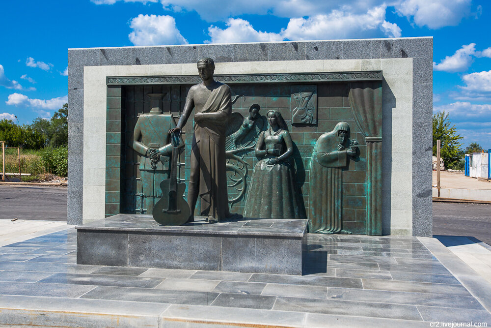Памятник Владимиру Высоцкому в Самаре. Фото автора статьи 