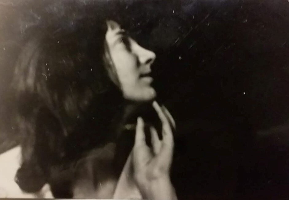 И вот такую девушку пытались заставить ходить по струнке. 1973 год. Из архива автора.